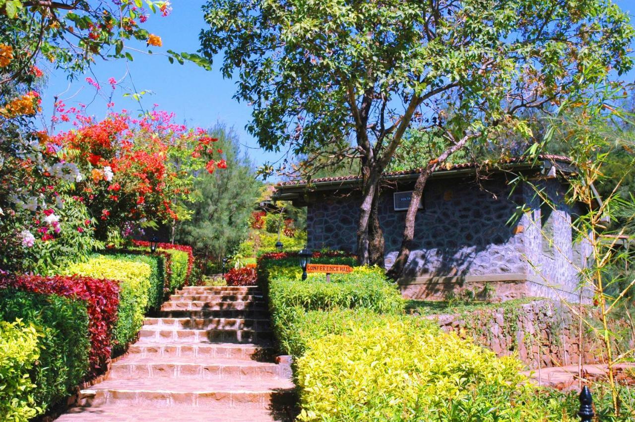 Anandvan Resort Бхандардара Экстерьер фото